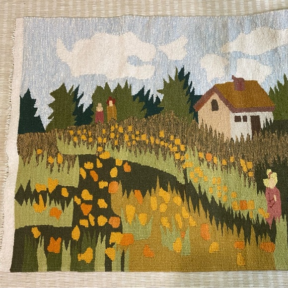 Wall Tapestry Field With Flowers Limited Edition Woolen La Mère Made In India - Picture 5 of 11